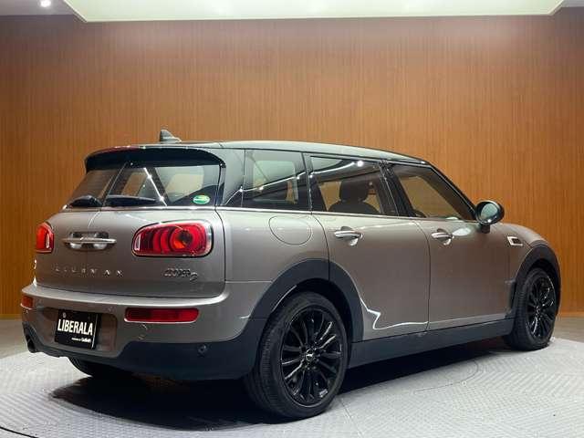 ＭＩＮＩ クーパーＤ　クラブマン　ペッパーＰＫＧ　ＡＣＣ　ナビ　地デジＴＶ　Ｂカメラ　Ｂｌｕｅｔｏｏｔｈ接続　コンフォートアクセス　ＰＤＣ　ストレージコンパートメントＰＫＧ　エキサイトメントＰ　衝突軽減Ｂ　ＬＥＤヘッドライト　ＥＴＣ（52枚目）