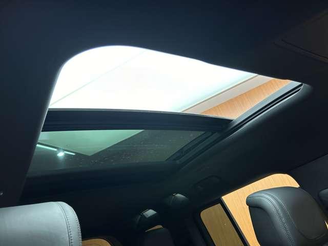 ディフェンダー １１０Ｘ　Ｄ３００　スライディングパノラミックルーフ　マトリクスＬＥＤヘッドライト　コンビレザーシート　コールドクライメートパック　３６０°カメラ　サイドステップ　エアサスペンション　ＡＣＣ　ＨＵＤ　シートヒーター（31枚目）