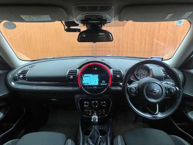 ＭＩＮＩ クーパーＳＤ　クラブマン　ペッパーＰＫＧ　ＡＣＣ　ナビ　Ｂカメラ　Ｂｌｕｅｔｏｏｔｈ接続　ＰＤＣ　コンフォートアクセス　ＬＥＤヘッドライト　ストレージコンパートメントＰＫＧ　エキサイトメントＰＫＧ　衝突軽減Ｂ　ミラー内蔵ＥＴＣ（4枚目）