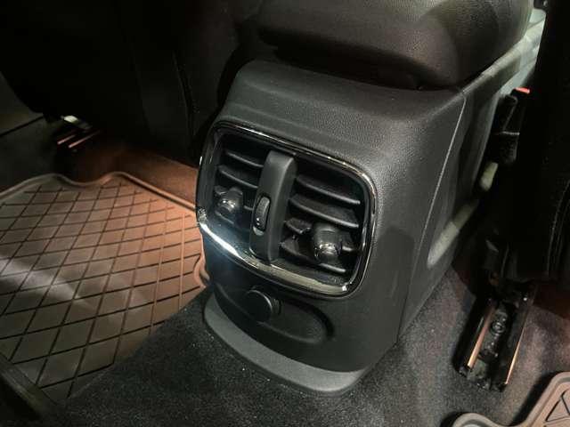 ＭＩＮＩ クーパーＳＤ　クラブマン　ペッパーＰＫＧ　ＡＣＣ　ナビ　Ｂカメラ　Ｂｌｕｅｔｏｏｔｈ接続　ＰＤＣ　コンフォートアクセス　ＬＥＤヘッドライト　ストレージコンパートメントＰＫＧ　エキサイトメントＰＫＧ　衝突軽減Ｂ　ミラー内蔵ＥＴＣ（36枚目）