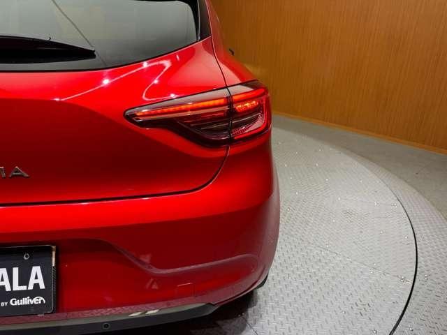 ルーテシア インテンス　テックパック　ＡＣＣ　黒革　ディスプレイオーディオ　ＢＯＳＥサウンド　３６０°　Ｂｌｕｅｔｏｏｔｈ接続　シートＨ　ステアリングヒーター　ＬＥＤライト　オートハイビーム　衝突軽減Ｂ　ＢＳＭ　ＬＫＡ　ＥＴＣ　ドラレコ（57枚目）