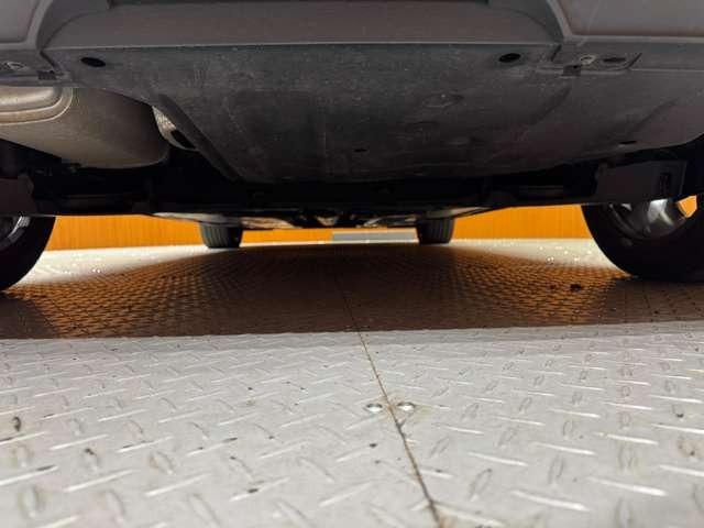 ルーテシア インテンス　テックパック　ＡＣＣ　黒革　ディスプレイオーディオ　ＢＯＳＥサウンド　３６０°　Ｂｌｕｅｔｏｏｔｈ接続　シートＨ　ステアリングヒーター　ＬＥＤライト　オートハイビーム　衝突軽減Ｂ　ＢＳＭ　ＬＫＡ　ＥＴＣ　ドラレコ（59枚目）