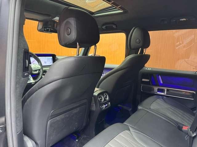Ｇクラス Ｇ６３　ストロンガーザンタイムエディション　２５０台限定車　ＡＭＧエクスクルーシブパッケージ　サンルーフ　３６０°カメラ　ベンチレーション　シートヒーター　パワーシート　エキゾーストシステム　Ｂｕｒｍｅｓｔｅｒ　純正２２ＡＷ　アンビエントライト（8枚目）