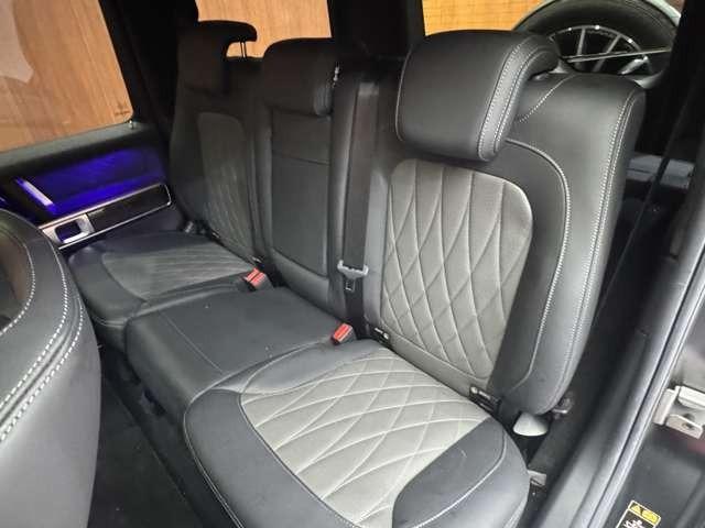 Ｇクラス Ｇ６３　ストロンガーザンタイムエディション　２５０台限定車　ＡＭＧエクスクルーシブパッケージ　サンルーフ　３６０°カメラ　ベンチレーション　シートヒーター　パワーシート　エキゾーストシステム　Ｂｕｒｍｅｓｔｅｒ　純正２２ＡＷ　アンビエントライト（9枚目）