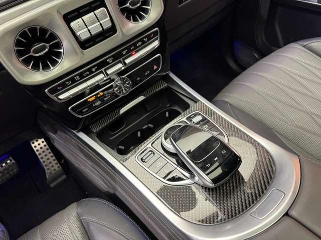 Ｇクラス Ｇ６３　ストロンガーザンタイムエディション　２５０台限定車　ＡＭＧエクスクルーシブパッケージ　サンルーフ　３６０°カメラ　ベンチレーション　シートヒーター　パワーシート　エキゾーストシステム　Ｂｕｒｍｅｓｔｅｒ　純正２２ＡＷ　アンビエントライト（16枚目）