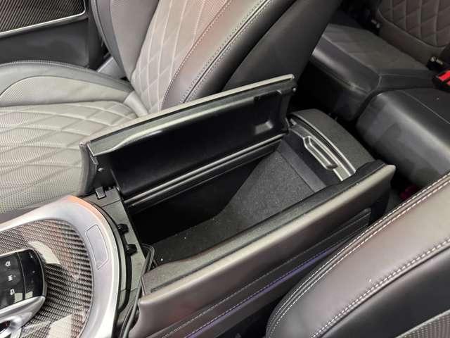 Ｇクラス Ｇ６３　ストロンガーザンタイムエディション　２５０台限定車　ＡＭＧエクスクルーシブパッケージ　サンルーフ　３６０°カメラ　ベンチレーション　シートヒーター　パワーシート　エキゾーストシステム　Ｂｕｒｍｅｓｔｅｒ　純正２２ＡＷ　アンビエントライト（18枚目）