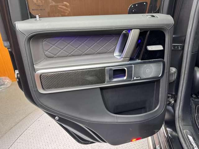 Ｇクラス Ｇ６３　ストロンガーザンタイムエディション　２５０台限定車　ＡＭＧエクスクルーシブパッケージ　サンルーフ　３６０°カメラ　ベンチレーション　シートヒーター　パワーシート　エキゾーストシステム　Ｂｕｒｍｅｓｔｅｒ　純正２２ＡＷ　アンビエントライト（47枚目）