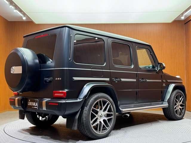 Ｇクラス Ｇ６３　ストロンガーザンタイムエディション　２５０台限定車　ＡＭＧエクスクルーシブパッケージ　サンルーフ　３６０°カメラ　ベンチレーション　シートヒーター　パワーシート　エキゾーストシステム　Ｂｕｒｍｅｓｔｅｒ　純正２２ＡＷ　アンビエントライト（57枚目）