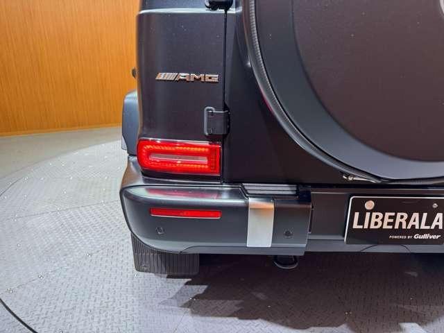 Ｇクラス Ｇ６３　ストロンガーザンタイムエディション　２５０台限定車　ＡＭＧエクスクルーシブパッケージ　サンルーフ　３６０°カメラ　ベンチレーション　シートヒーター　パワーシート　エキゾーストシステム　Ｂｕｒｍｅｓｔｅｒ　純正２２ＡＷ　アンビエントライト（66枚目）