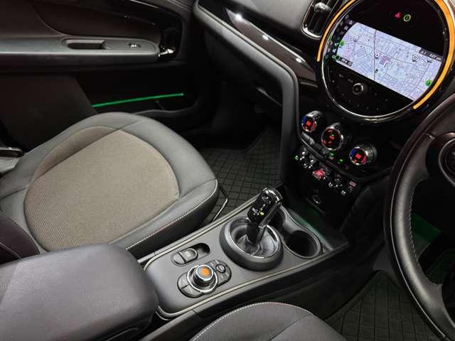 MINI クーパーD クロスオーバー OP18インチAW ACC 純正ナビ バックカメラ パーキングアシスト LEDヘッドライト オートライト 電動リアゲート パークディスタンスコントロール ドラレコ ETC 横滑り防止機能(13枚目)