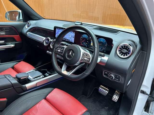 ＧＬＢ ＧＬＢ２００ｄ　４マチック　ＡＭＧライン　パノラマＳＲ　レザーエクスクルーシブＰＫＧ　アドバンスドＰＫＧ　赤黒革シート　ＡＣＣ　ナビ　ＴＶ　３６０°　Ｂｌｕｅｔｏｏｔｈ　ＨＵＤ　シートヒーター　電動リアゲート　ＬＥＤライト　ドラレコ　ＥＴＣ（5枚目）