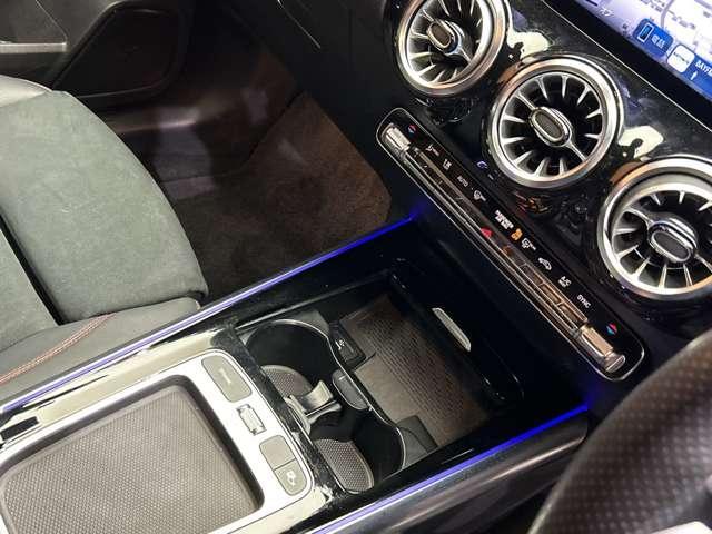 Ｂクラス Ｂ２００ｄ　ＡＭＧラインパッケージ　ＡＣＣ　半革シート　ナビ　ＴＶ　Ｂカメラ　Ｂｌｕｅｔｏｏｔｈ接続　電動シート　シートヒーター　電動リアゲート　マルチビームＬＥＤヘッドライト　オートハイビーム　衝突軽減Ｂ　ＢＳＭ　ＬＫＡ　ワンオーナー（14枚目）