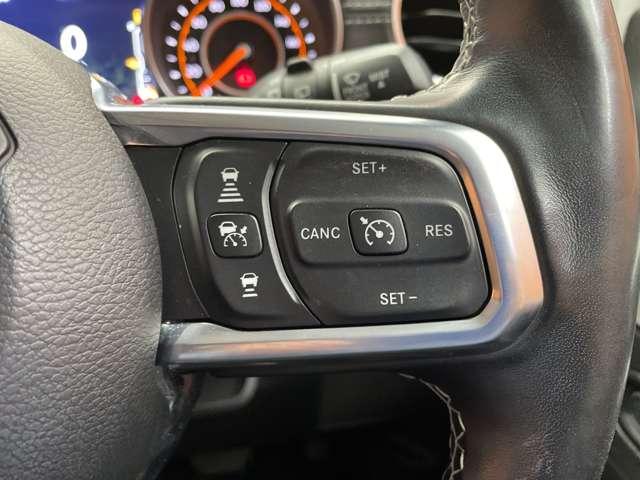 ジープ・ラングラーアンリミテッド サハラ　ＡＣＣ　黒革　ナビ　ＴＶ　Ｂカメラ　Ｂｌｕｅｔｏｏｔｈ接続　ＡＬＰＩＮＥスピーカー　シートＨ　ステアリングＨ　ＬＥＤヘッドライト　パークアシスト　衝突軽減Ｂ　ＢＳＭ　ワンオーナー　ドラレコ　ＥＴＣ（20枚目）