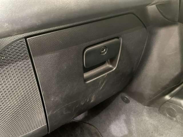 ジープ・ラングラーアンリミテッド サハラ　ＡＣＣ　黒革　ナビ　ＴＶ　Ｂカメラ　Ｂｌｕｅｔｏｏｔｈ接続　ＡＬＰＩＮＥスピーカー　シートＨ　ステアリングＨ　ＬＥＤヘッドライト　パークアシスト　衝突軽減Ｂ　ＢＳＭ　ワンオーナー　ドラレコ　ＥＴＣ（28枚目）