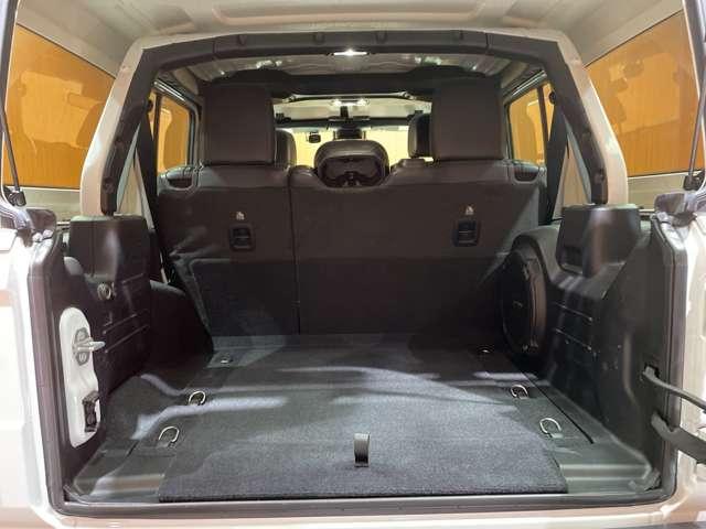 ジープ・ラングラーアンリミテッド サハラ　ＡＣＣ　黒革　ナビ　ＴＶ　Ｂカメラ　Ｂｌｕｅｔｏｏｔｈ接続　ＡＬＰＩＮＥスピーカー　シートＨ　ステアリングＨ　ＬＥＤヘッドライト　パークアシスト　衝突軽減Ｂ　ＢＳＭ　ワンオーナー　ドラレコ　ＥＴＣ（39枚目）