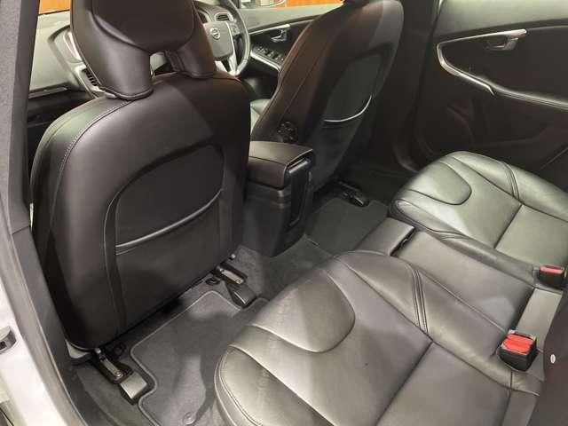 Ｖ４０ Ｄ４　インスクリプション　ＡＣＣ　黒革シート　ｈａｒｍａｎｋａｒｄｏｎサウンド　ナビ　Ｂカメラ　Ｂｌｕｅｔｏｏｔｈ接続　前席電動シート　ＬＥＤヘッドライト　パーキングしスト　衝突軽減ブレーキ　ＢＳＭ　ＬＫＡ　ドラレコ　ＥＴＣ（39枚目）