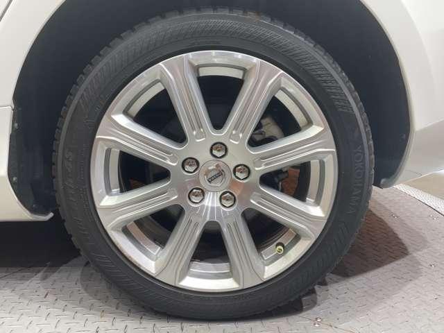 Ｖ４０ Ｄ４　インスクリプション　ＡＣＣ　黒革シート　ｈａｒｍａｎｋａｒｄｏｎサウンド　ナビ　Ｂカメラ　Ｂｌｕｅｔｏｏｔｈ接続　前席電動シート　ＬＥＤヘッドライト　パーキングしスト　衝突軽減ブレーキ　ＢＳＭ　ＬＫＡ　ドラレコ　ＥＴＣ（59枚目）