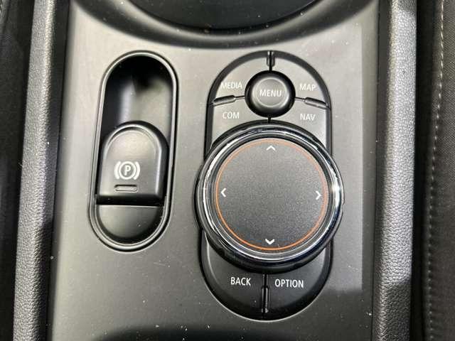 ＭＩＮＩ クーパーＳＤ　クラブマン　ペッパーＰＫＧ　ＡＣＣ　ナビ　ＢカメラＢｌｕｅｔｏｏｔｈ接続　ＰＤＣ　ＬＥＤヘッドライト　インテリジェントセーフティ　エキサイトメントＰＫＧ　ドライビングモード　コンフォートアクセス　ドラレコ　ＥＴＣ（15枚目）