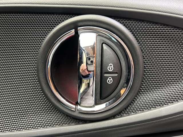 ＭＩＮＩ クーパーＳＤ　クラブマン　ペッパーＰＫＧ　ＡＣＣ　ナビ　ＢカメラＢｌｕｅｔｏｏｔｈ接続　ＰＤＣ　ＬＥＤヘッドライト　インテリジェントセーフティ　エキサイトメントＰＫＧ　ドライビングモード　コンフォートアクセス　ドラレコ　ＥＴＣ（26枚目）