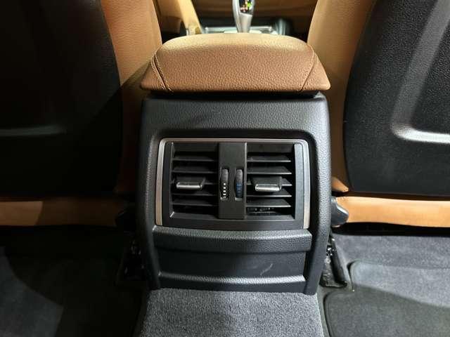 �����X��������q�l�������S�������B