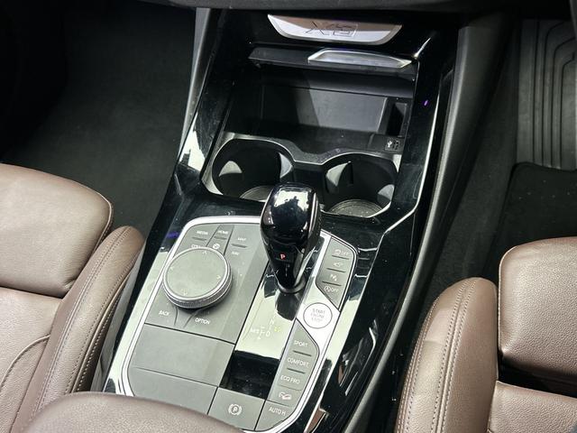 Ｘ３ ｘＤｒｉｖｅ　２０ｄ　Ｍスポーツ　茶革シート　ＡＣＣ　ナビ　地デジＴＶ　３６０°　Ｂｌｕｅｔｏｏｔｈ接続　ＣａｒＰｌａｙ　シートＨ　パーキングアシスト　パワーバックドア　ＬＥＤヘッドライト　　衝突軽減Ｂ　ＢＳＭ　ＬＫＡ　ワンオーナー（17枚目）