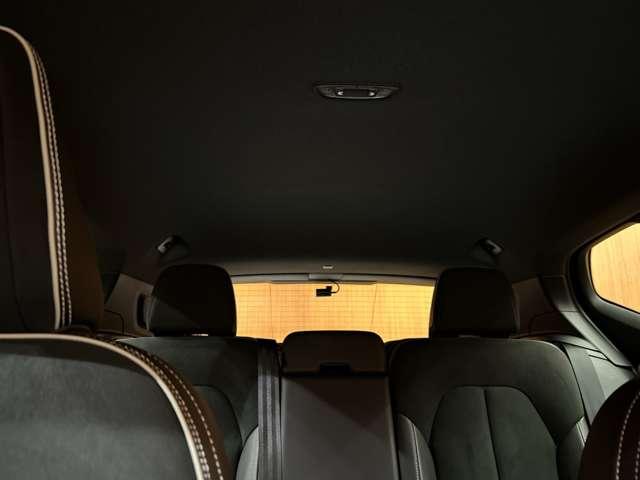 ＸＣ４０ Ｔ４　ＡＷＤ　Ｒデザイン　ＡＣＣ　純正ナビ　３６０°カメラ　ハーフレザーシート　パワーシート　シートヒーター　レーンアシスト　ブラインドスポット　パーキングアシスト　電動リアゲート　コーナーセンサー　オートライト　ドラレコ（30枚目）