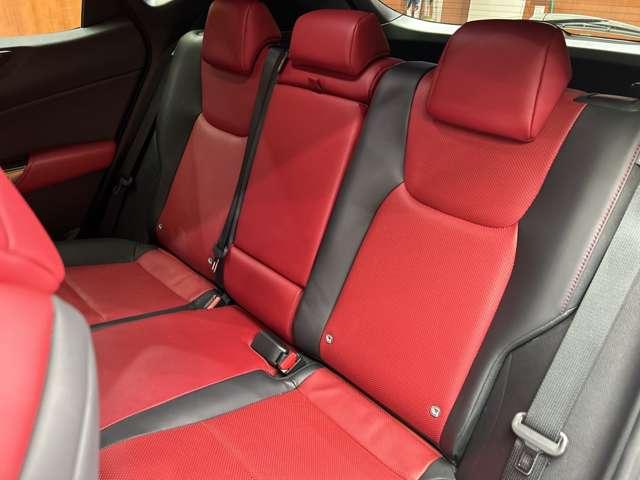 ＮＸ ＮＸ３５０ｈ　Ｆスポーツ　サンルーフ　ＡＣＣ　純正ナビ　３６０°カメラ　赤黒コンビレザーシート　ベンチレーション　シートヒーター　ステアリングヒーター　電動リアゲート　ＨＵＤ　オートホールド　ＥＴＣ　ドラレコ（42枚目）