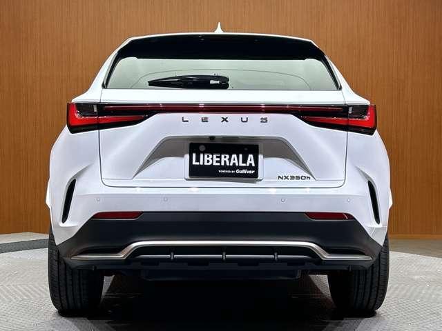 ＮＸ ＮＸ３５０ｈ　Ｆスポーツ　サンルーフ　ＡＣＣ　純正ナビ　３６０°カメラ　赤黒コンビレザーシート　ベンチレーション　シートヒーター　ステアリングヒーター　電動リアゲート　ＨＵＤ　オートホールド　ＥＴＣ　ドラレコ（53枚目）