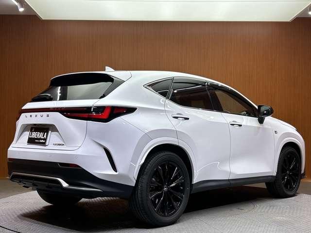 ＮＸ ＮＸ３５０ｈ　Ｆスポーツ　サンルーフ　ＡＣＣ　純正ナビ　３６０°カメラ　赤黒コンビレザーシート　ベンチレーション　シートヒーター　ステアリングヒーター　電動リアゲート　ＨＵＤ　オートホールド　ＥＴＣ　ドラレコ（58枚目）