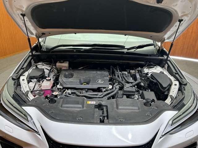 ＮＸ ＮＸ３５０ｈ　Ｆスポーツ　サンルーフ　ＡＣＣ　純正ナビ　３６０°カメラ　赤黒コンビレザーシート　ベンチレーション　シートヒーター　ステアリングヒーター　電動リアゲート　ＨＵＤ　オートホールド　ＥＴＣ　ドラレコ（68枚目）