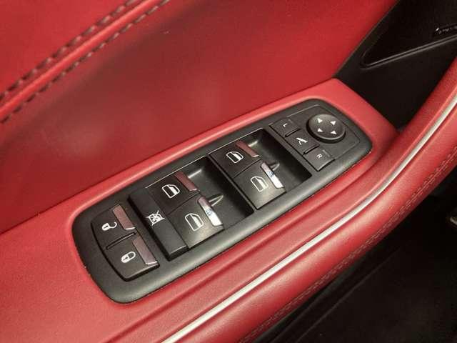 �f�ډӏ��ȊO�ɂ���]�̎ʐ^���������܂�����A���C�y�ɂ��₢���킹�������I���[����X���ł����肳���Ă��������܂��B