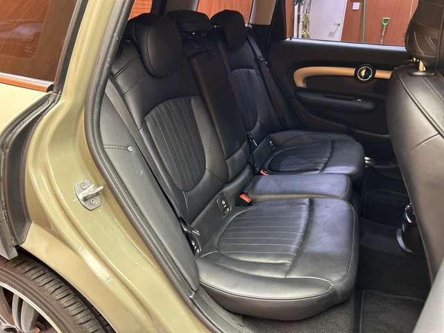 ＭＩＮＩ クーパーＳＤ　クラブマン　黒革　シートヒーター　メモリーパワーシート　ＡＣＣ　純正ナビ　バックカメラ　リアＰＤＣ　インテリジェントセーフティ　ＬＥＤヘッドライト　オートライト　電動パーキングブレーキ　ＥＴＣ　ドラレコ（8枚目）