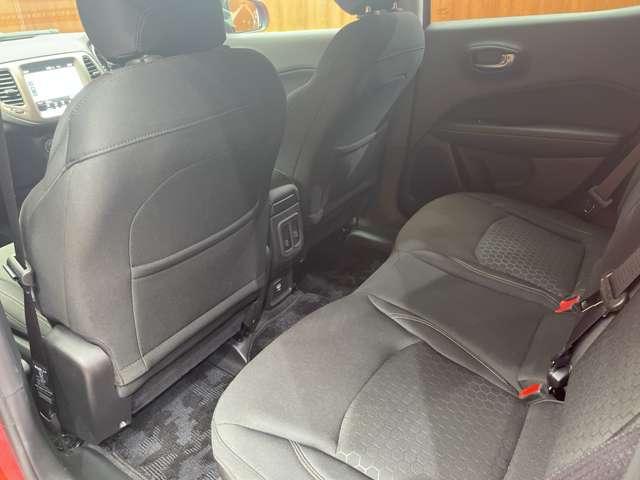 ジープ・コンパス ロンジチュード　クルーズコントロール　ナビ　地デジＴＶ　バックカメラ　Ｂｌｕｅｔｏｏｔｈ接続　パークアシスト　ブラックルーフ　ブラックルーフレール　プライバシーガラス　プッシュスタート　純正１７インチＡＷ　ＥＴＣ（33枚目）