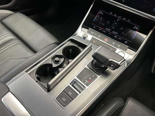 Ａ７スポーツバック ５５ＴＦＳＩクワトロ　Ｓライン　ＡＣＣ　黒革シート　ＯＰ２１インチＡＷ　マトリクスＬＥＤヘッドライト　バーチャルコックピット　純正ナビ　３６０°カメラ　アダプティブドライビングアシスト　レーンアシスト　サイドアシスト　ドラレコ（14枚目）