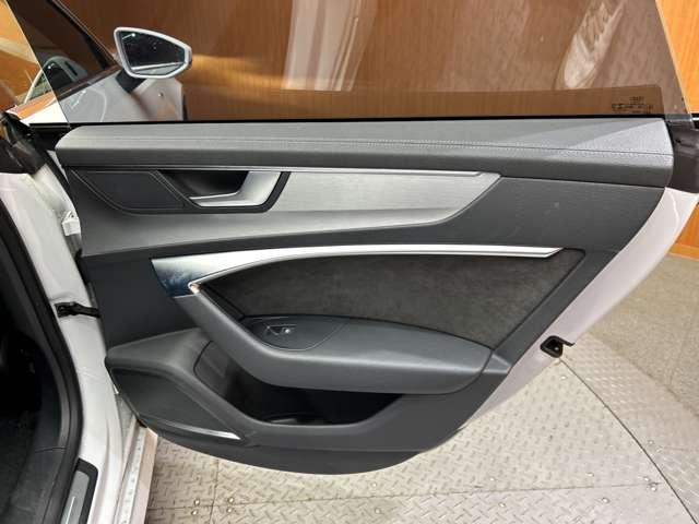 Ａ７スポーツバック ５５ＴＦＳＩクワトロ　Ｓライン　ＡＣＣ　黒革シート　ＯＰ２１インチＡＷ　マトリクスＬＥＤヘッドライト　バーチャルコックピット　純正ナビ　３６０°カメラ　アダプティブドライビングアシスト　レーンアシスト　サイドアシスト　ドラレコ（46枚目）