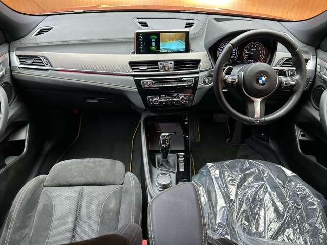 Ｘ２ ｘＤｒｉｖｅ　２０ｉ　ＭスポーツＸ　アドバンスドアクティブセーフティＰＫＧ　デビューＰＫＧ　ワンオーナー　ＡＣＣ　ＨＵＤ　純正ナビ　バックカメラ　パワーシート　シートヒーター　電動リアゲート　コンフォートアクセス　ドラレコ　ＥＴＣ（4枚目）