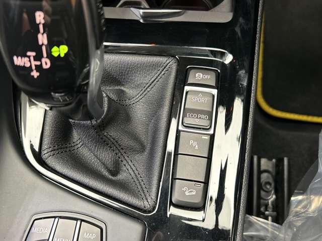 Ｘ２ ｘＤｒｉｖｅ　２０ｉ　ＭスポーツＸ　アドバンスドアクティブセーフティＰＫＧ　デビューＰＫＧ　ワンオーナー　ＡＣＣ　ＨＵＤ　純正ナビ　バックカメラ　パワーシート　シートヒーター　電動リアゲート　コンフォートアクセス　ドラレコ　ＥＴＣ（18枚目）
