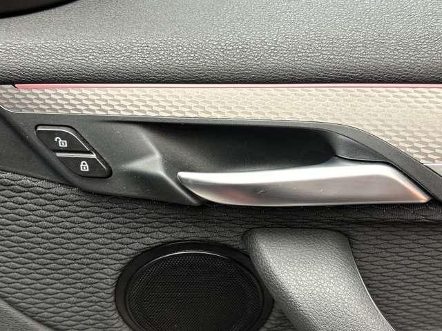 Ｘ２ ｘＤｒｉｖｅ　２０ｉ　ＭスポーツＸ　アドバンスドアクティブセーフティＰＫＧ　デビューＰＫＧ　ワンオーナー　ＡＣＣ　ＨＵＤ　純正ナビ　バックカメラ　パワーシート　シートヒーター　電動リアゲート　コンフォートアクセス　ドラレコ　ＥＴＣ（30枚目）