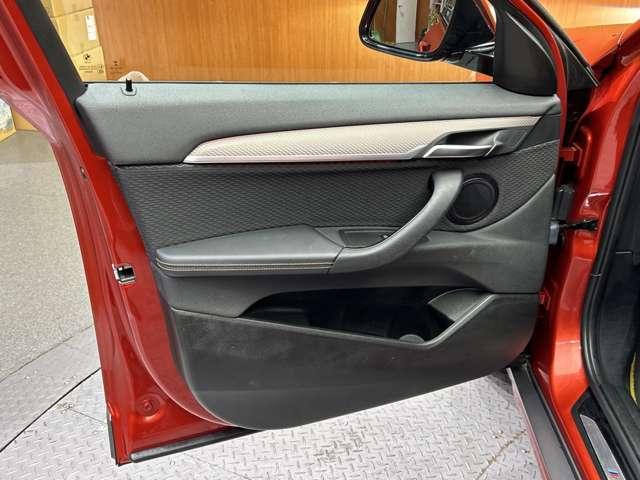 Ｘ２ ｘＤｒｉｖｅ　２０ｉ　ＭスポーツＸ　アドバンスドアクティブセーフティＰＫＧ　デビューＰＫＧ　ワンオーナー　ＡＣＣ　ＨＵＤ　純正ナビ　バックカメラ　パワーシート　シートヒーター　電動リアゲート　コンフォートアクセス　ドラレコ　ＥＴＣ（49枚目）