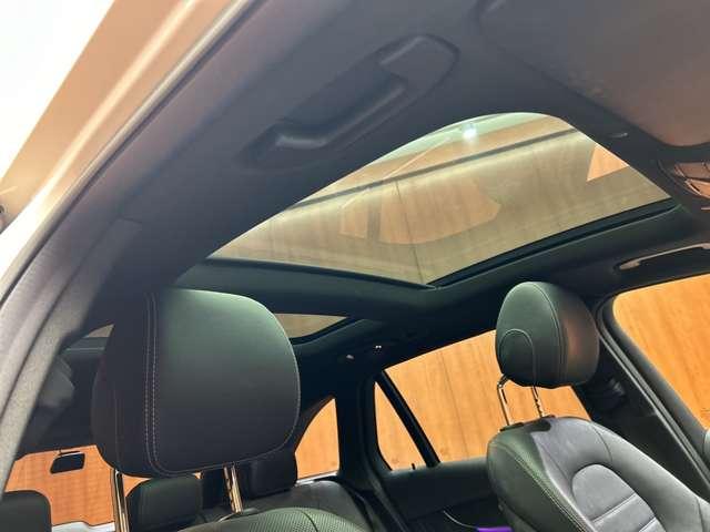 ＧＬＣ ＧＬＣ２２０ｄ　４マチック　ＡＭＧライン　レザーエクスクルーシブＰＫＧ　パノラマＳＲ　純正ナビ　３６０°カメラ　ＡＣＣ　ＨＵＤ　ＢＳＭ　シートヒーター　ベンチレーター　パワーシート　マルチビームＬＥＤ　ハイビームアシスト　Ｂｕｒｍｅｓｔｅｒ（7枚目）