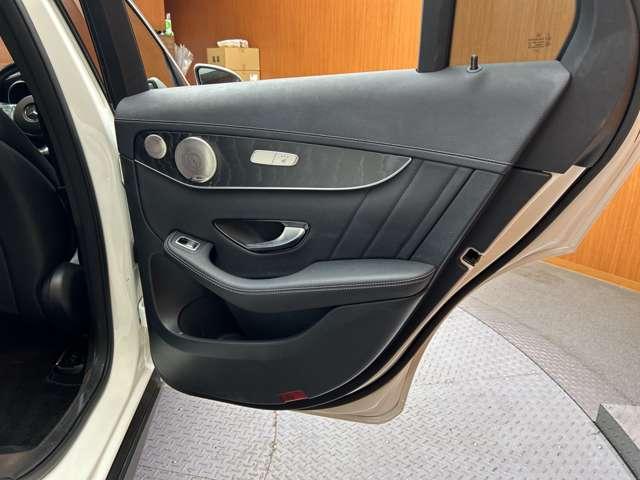 ＧＬＣ ＧＬＣ２２０ｄ　４マチック　ＡＭＧライン　レザーエクスクルーシブＰＫＧ　パノラマＳＲ　純正ナビ　３６０°カメラ　ＡＣＣ　ＨＵＤ　ＢＳＭ　シートヒーター　ベンチレーター　パワーシート　マルチビームＬＥＤ　ハイビームアシスト　Ｂｕｒｍｅｓｔｅｒ（49枚目）