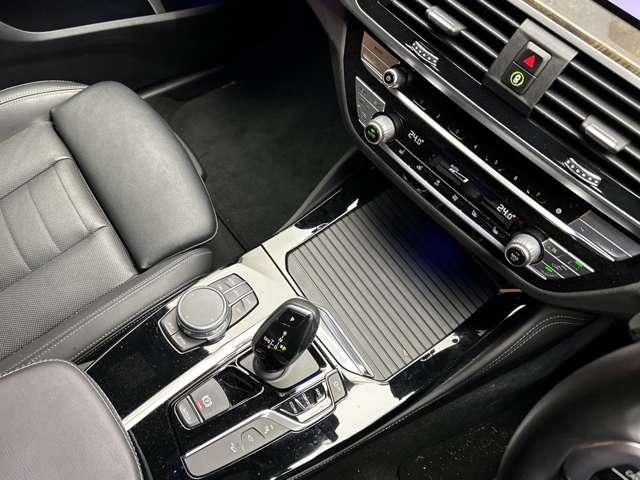 Ｘ４ ｘＤｒｉｖｅ　２０ｄ　Ｍスポーツ　ＡＣＣ　黒革シート　ベンチレーション　シートヒーター　パワーシート　純正ナビ　３６０°カメラ　ＨＵＤ　電動リアゲート　ＬＤＷ　ＬＣＷ　コンフォートアクセス　ワイヤレスチャージング　ＥＴＣ（15枚目）