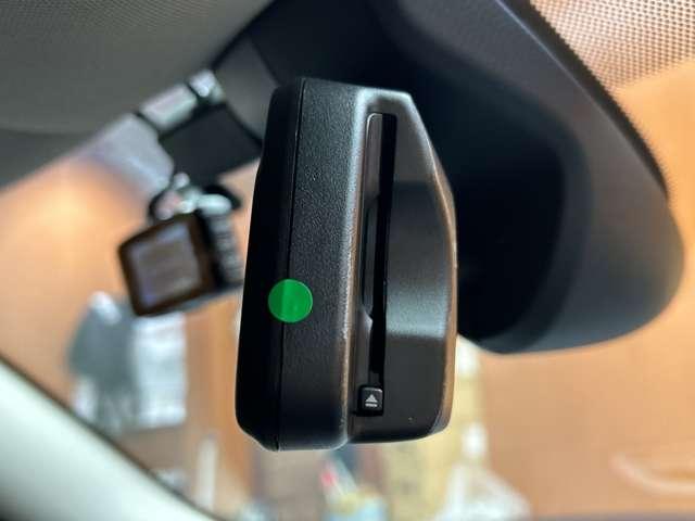 ＭＩＮＩ クーパーＳＤ　クロスオーバー　オール４　黒革　シートヒーター　メモリーパワーシート　ＡＣＣ　純正ナビ　バックカメラ　パーキングアシスト　ＬＥＤヘッドライト　オートライト　電動リアゲート　ドライブレコーダー　ＰＤＣ　電動パーキングブレーキ（34枚目）