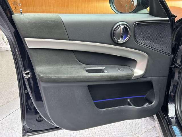 ＭＩＮＩ クーパーＳＤ　クロスオーバー　オール４　黒革　シートヒーター　メモリーパワーシート　ＡＣＣ　純正ナビ　バックカメラ　パーキングアシスト　ＬＥＤヘッドライト　オートライト　電動リアゲート　ドライブレコーダー　ＰＤＣ　電動パーキングブレーキ（46枚目）