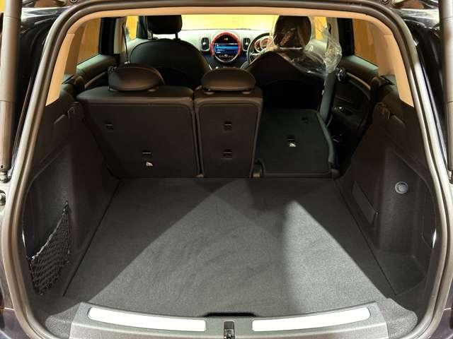 ＭＩＮＩ クーパーＳＤ　クロスオーバー　オール４　黒革　シートヒーター　メモリーパワーシート　ＡＣＣ　純正ナビ　バックカメラ　パーキングアシスト　ＬＥＤヘッドライト　オートライト　電動リアゲート　ドライブレコーダー　ＰＤＣ　電動パーキングブレーキ（50枚目）