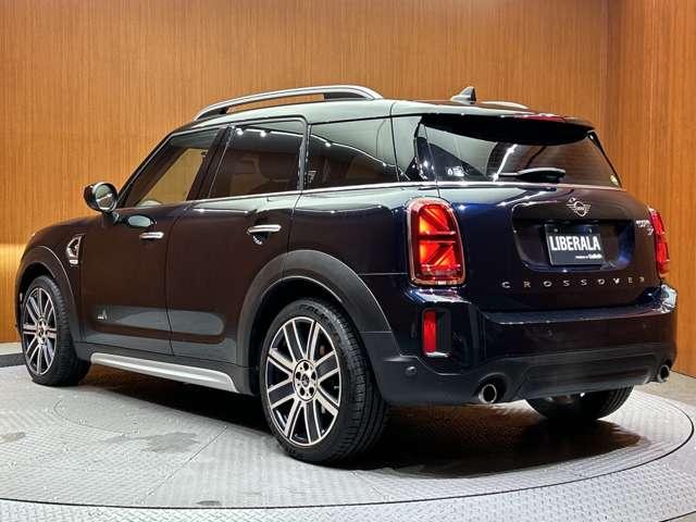 ＭＩＮＩ クーパーＳＤ　クロスオーバー　オール４　黒革　シートヒーター　メモリーパワーシート　ＡＣＣ　純正ナビ　バックカメラ　パーキングアシスト　ＬＥＤヘッドライト　オートライト　電動リアゲート　ドライブレコーダー　ＰＤＣ　電動パーキングブレーキ（60枚目）