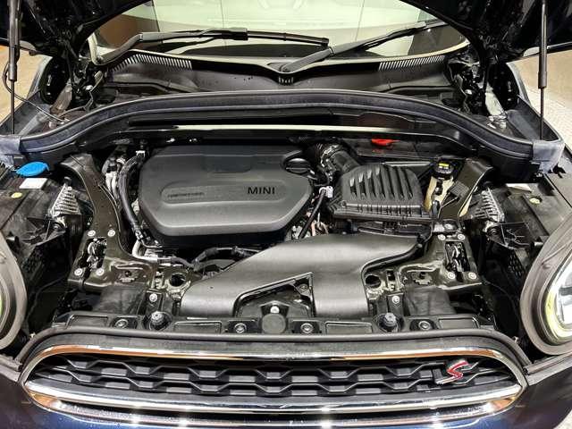 ＭＩＮＩ クーパーＳＤ　クロスオーバー　オール４　黒革　シートヒーター　メモリーパワーシート　ＡＣＣ　純正ナビ　バックカメラ　パーキングアシスト　ＬＥＤヘッドライト　オートライト　電動リアゲート　ドライブレコーダー　ＰＤＣ　電動パーキングブレーキ（69枚目）