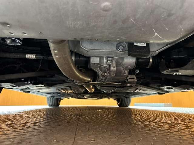 ＭＩＮＩ クーパーＳＤ　クロスオーバー　オール４　黒革　シートヒーター　メモリーパワーシート　ＡＣＣ　純正ナビ　バックカメラ　パーキングアシスト　ＬＥＤヘッドライト　オートライト　電動リアゲート　ドライブレコーダー　ＰＤＣ　電動パーキングブレーキ（71枚目）