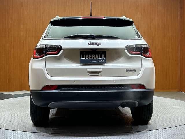 ジープ・コンパス 　ＡＣＣ　純正ナビ　バックカメラ　ＥＴＣ　スマートキー　レーンアシスト　パーキングアシスト　パークセンサー　ツートンカラー　衝突被害軽減ブレーキ　ブラインドスポット　フロントフォグランプ（47枚目）