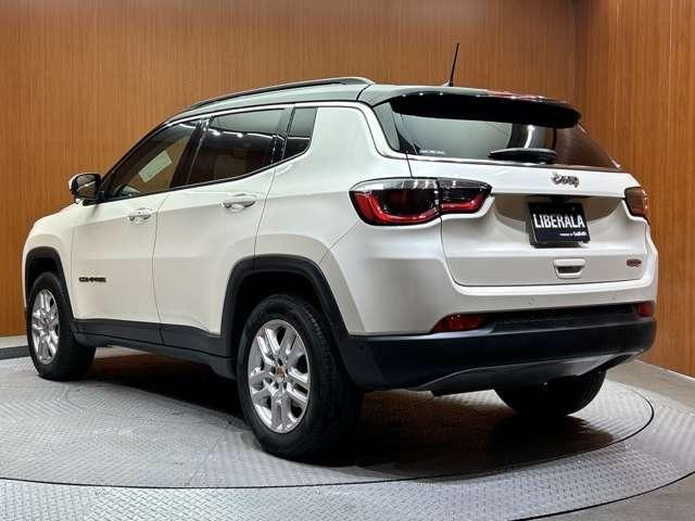 ジープ・コンパス 　ＡＣＣ　純正ナビ　バックカメラ　ＥＴＣ　スマートキー　レーンアシスト　パーキングアシスト　パークセンサー　ツートンカラー　衝突被害軽減ブレーキ　ブラインドスポット　フロントフォグランプ（53枚目）